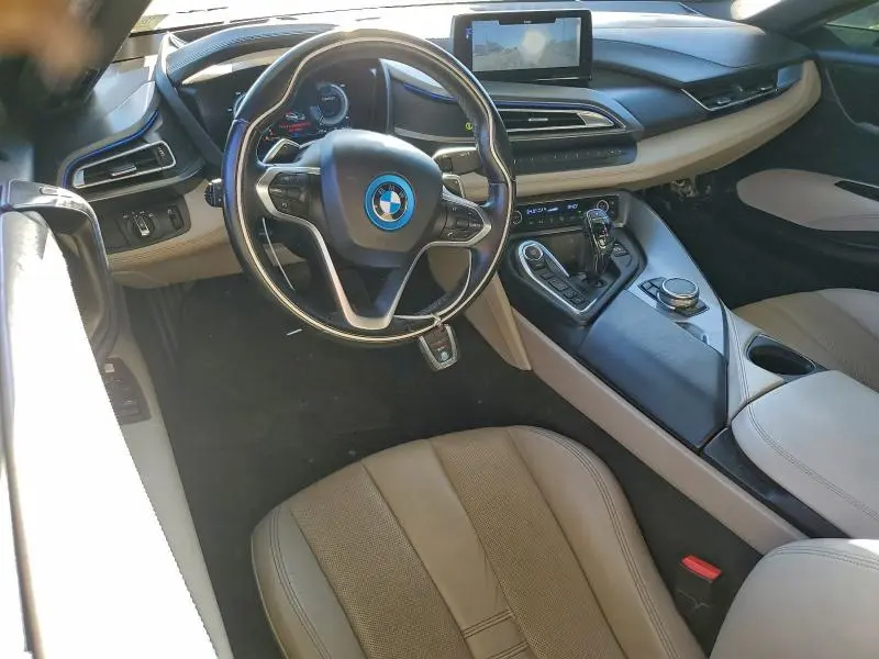 2014 BMW I8   
