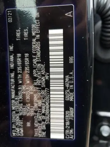 2021 TOYOTA HIGHLANDER XLE  