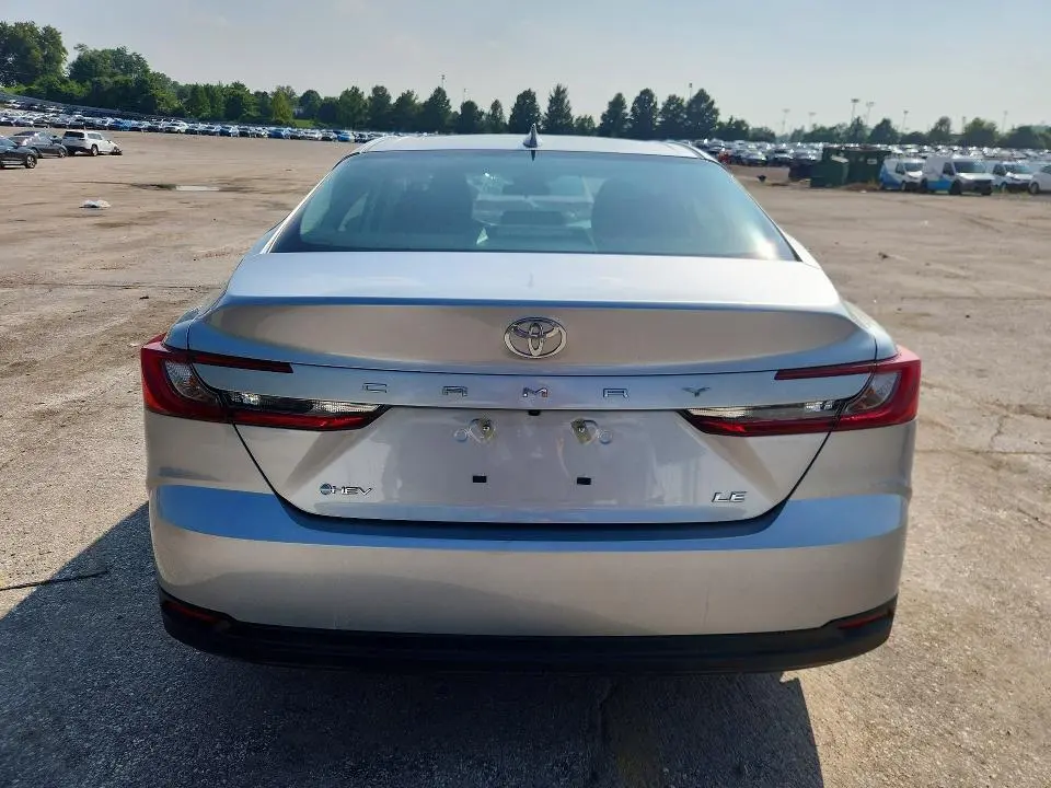 2026 TOYOTA CAMRY LE  