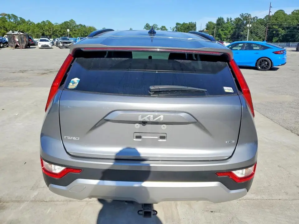 2025 KIA NIRO LX  