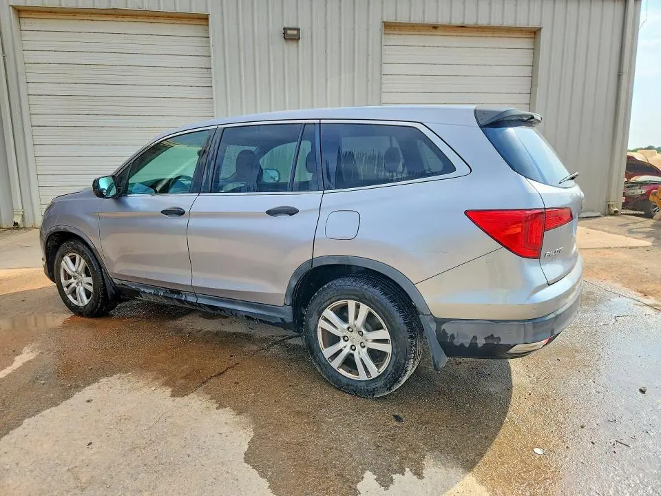 2016 HONDA PILOT LX  