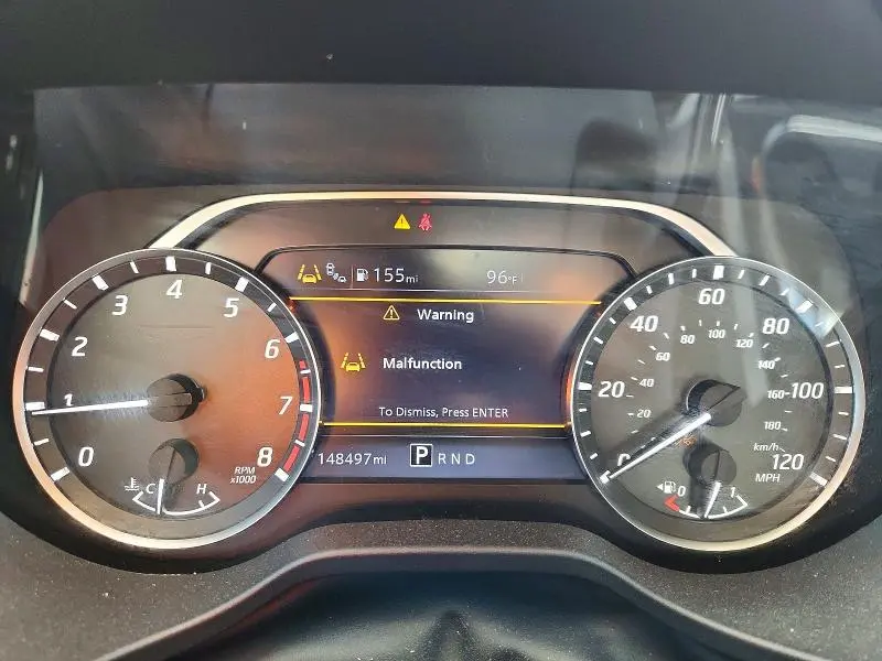 2020 NISSAN TITAN SV  