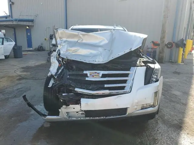 2016 CADILLAC ESCALADE LUXURY  