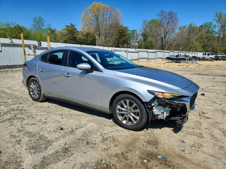 2020 MAZDA 3   