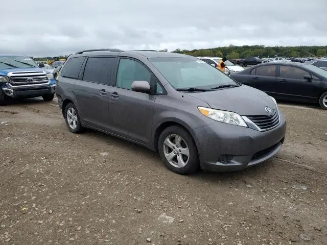 2012 TOYOTA SIENNA LE  