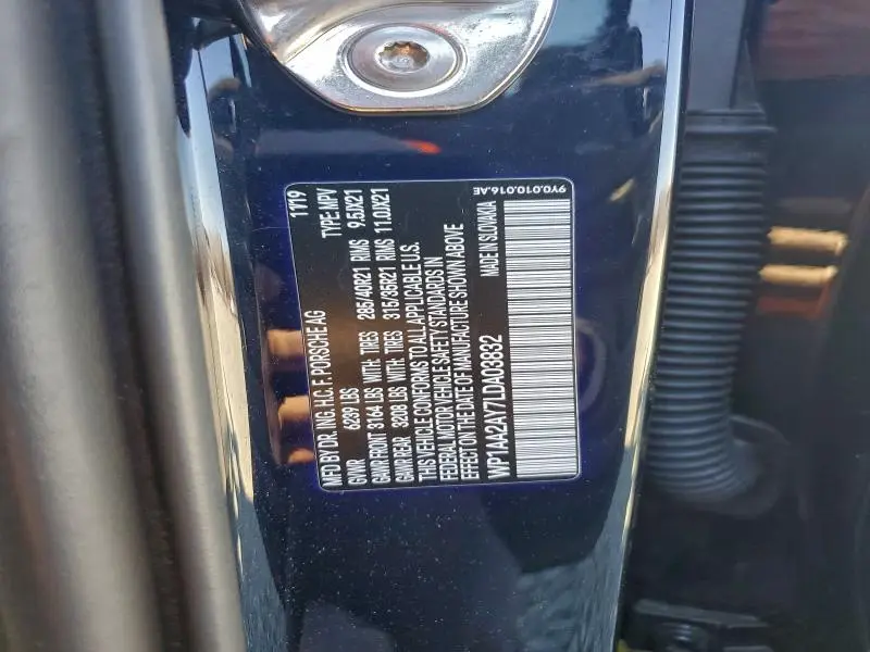 2020 PORSCHE CAYENNE   