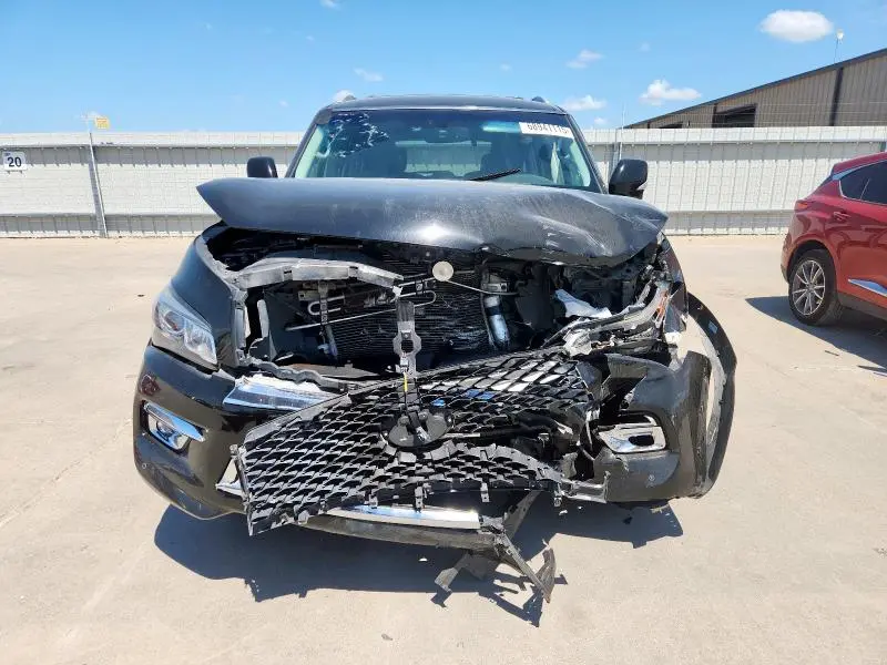 2016 INFINITI QX80   