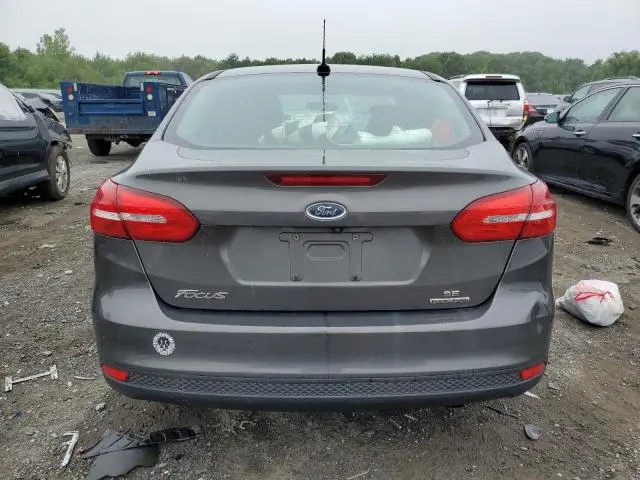 2015 FORD FOCUS SE  