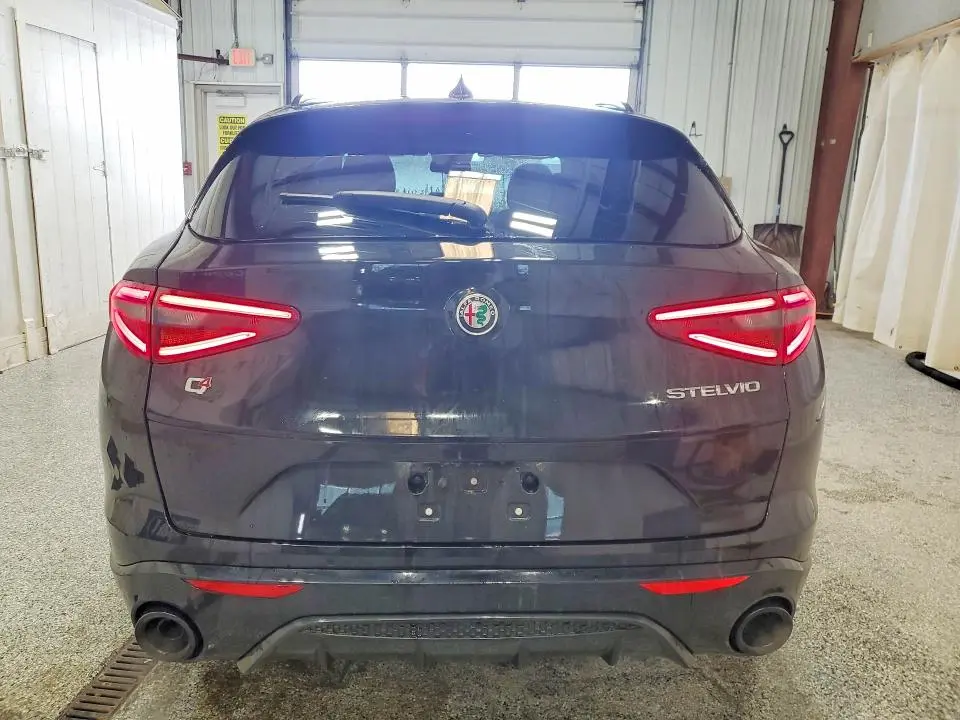 2023 ALFA ROMEO STELVIO TI  
