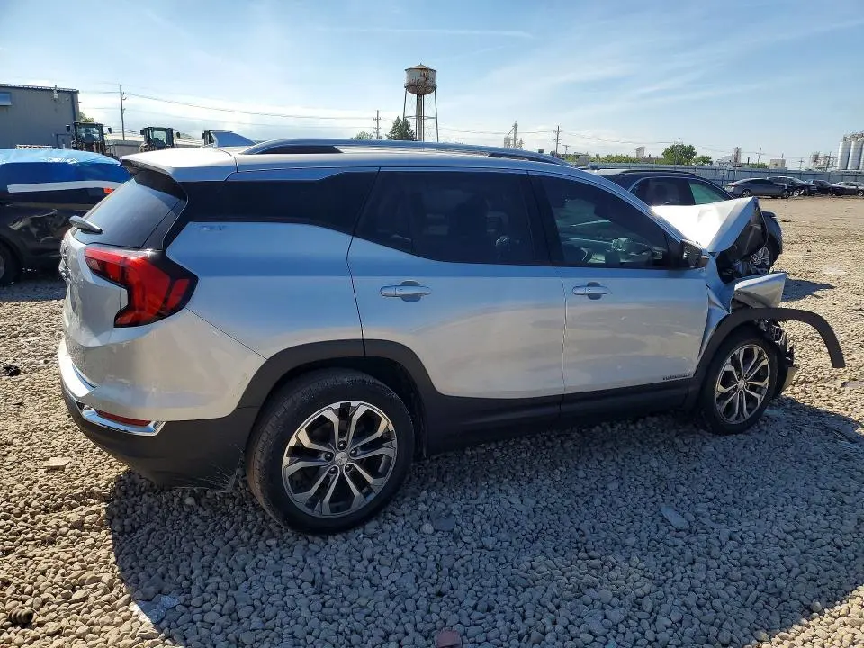 2019 GMC TERRAIN SLT  