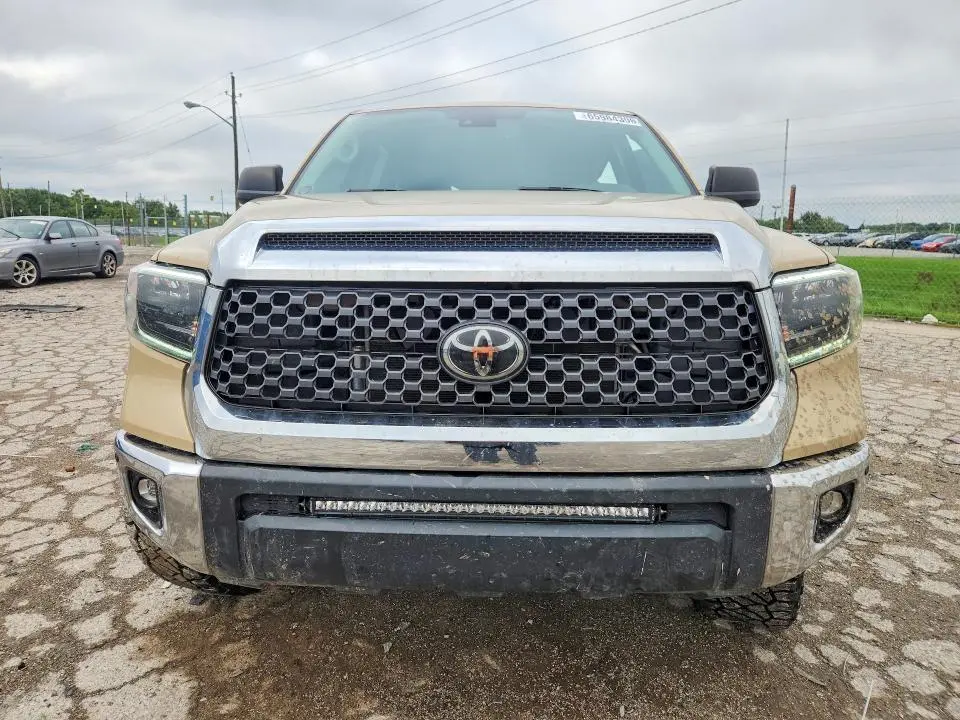 2020 TOYOTA TUNDRA SR5  