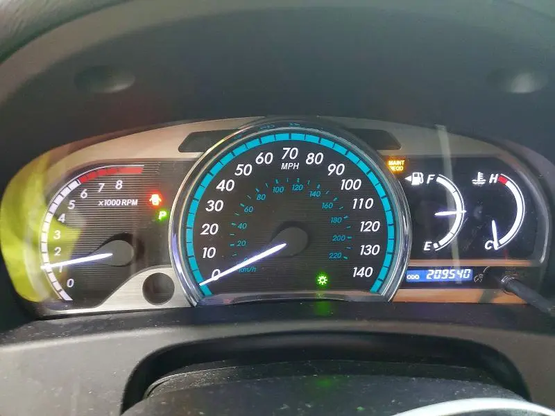 2013 TOYOTA VENZA LE  