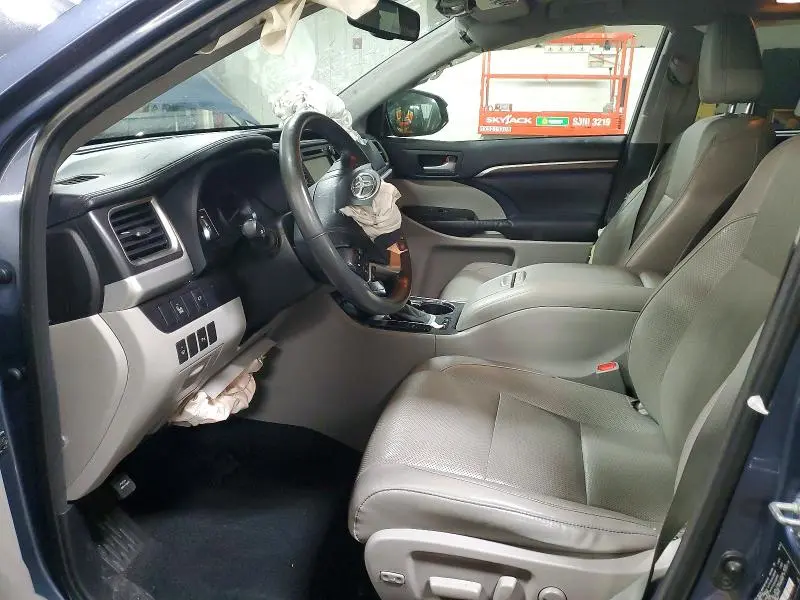 2015 TOYOTA HIGHLANDER LIMITED  