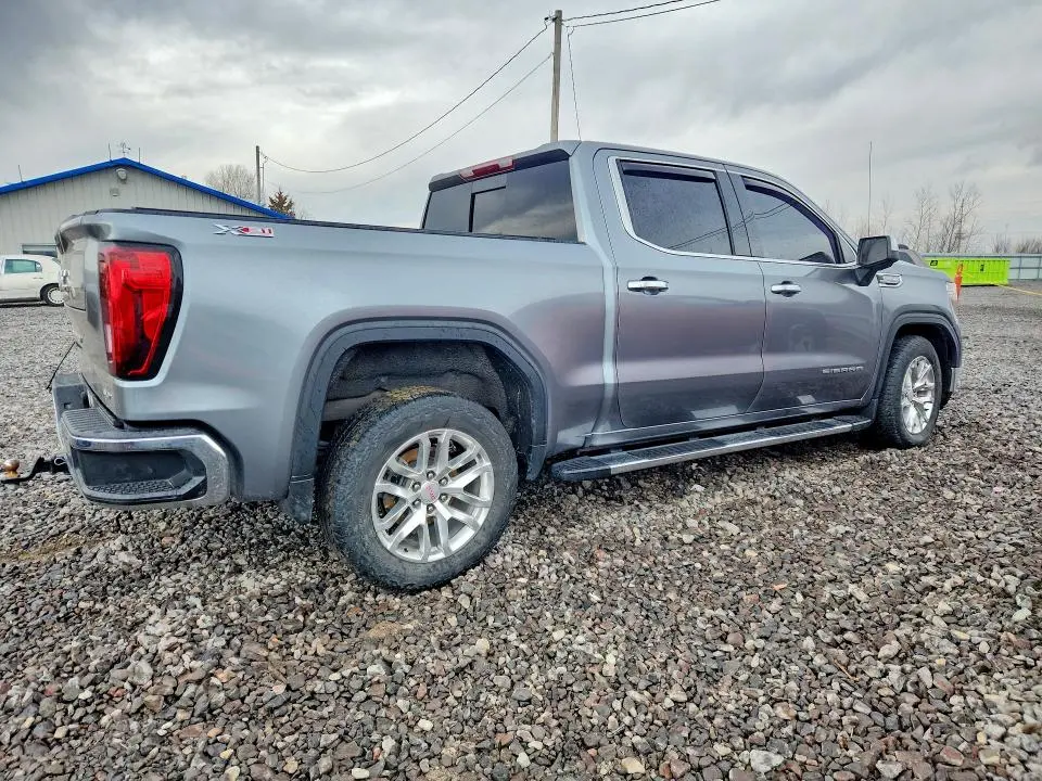 2021 GMC SIERRA K1500 SLT  