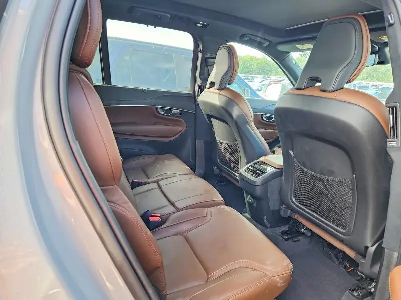 2024 VOLVO XC90 ULTIMATE  