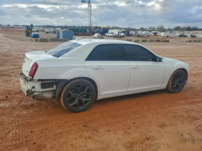 2022 CHRYSLER 300 TOURING  