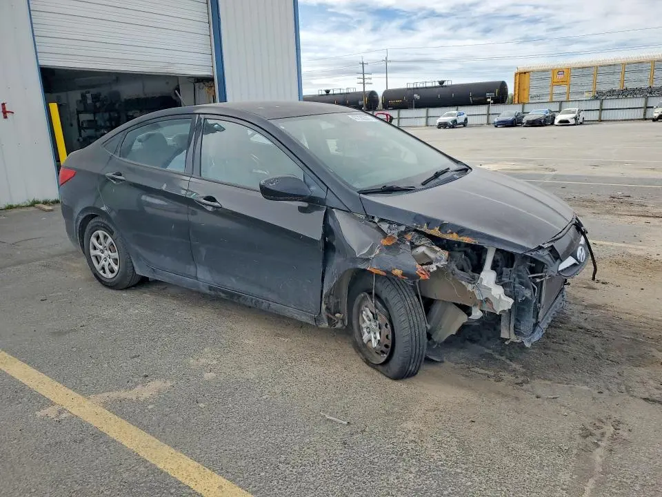 2012 HYUNDAI ACCENT GLS  