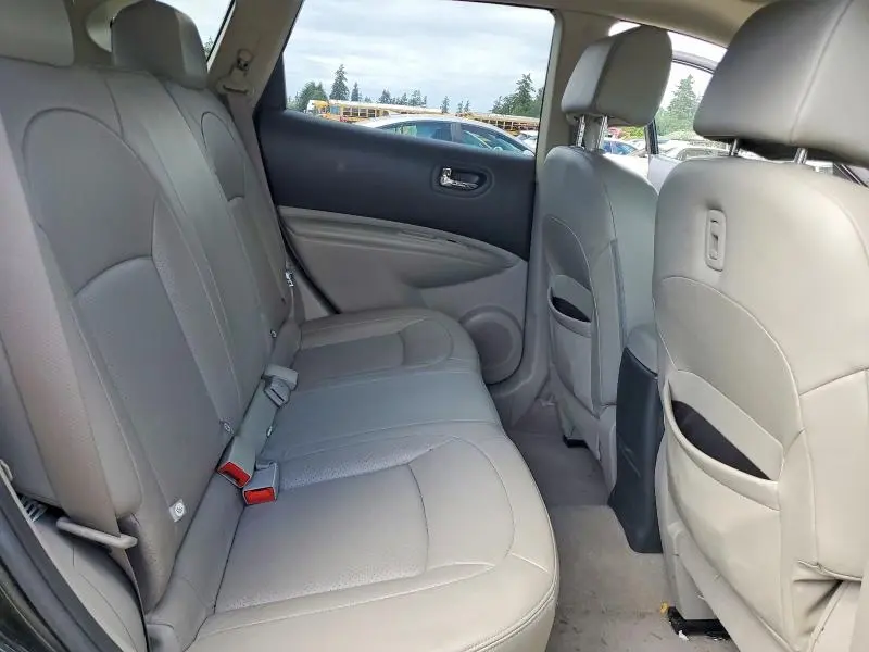 2012 NISSAN ROGUE S  