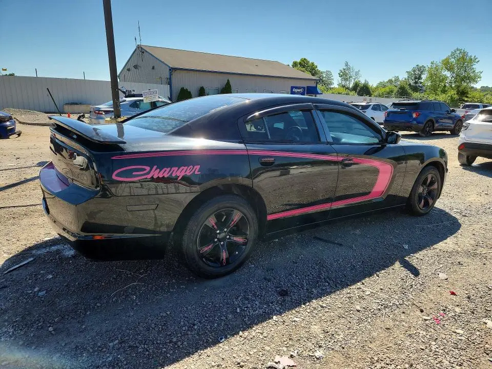2012 DODGE CHARGER SE  