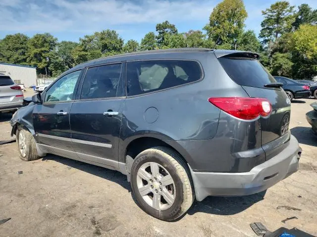 2010 CHEVROLET TRAVERSE LS  