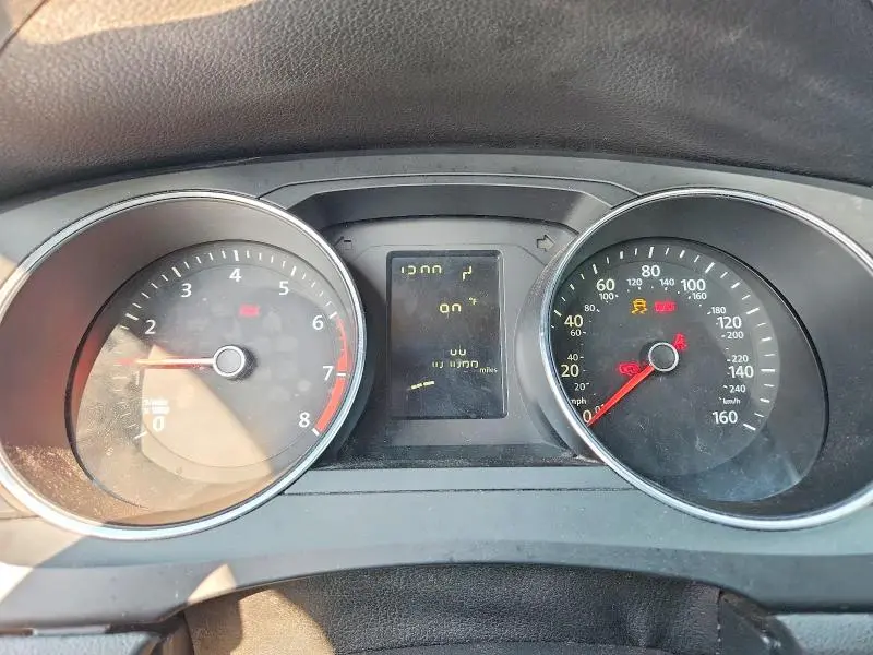 2015 VOLKSWAGEN JETTA BASE  