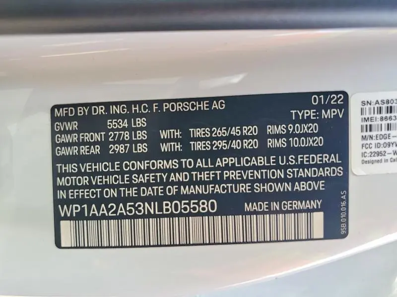 2022 PORSCHE MACAN   