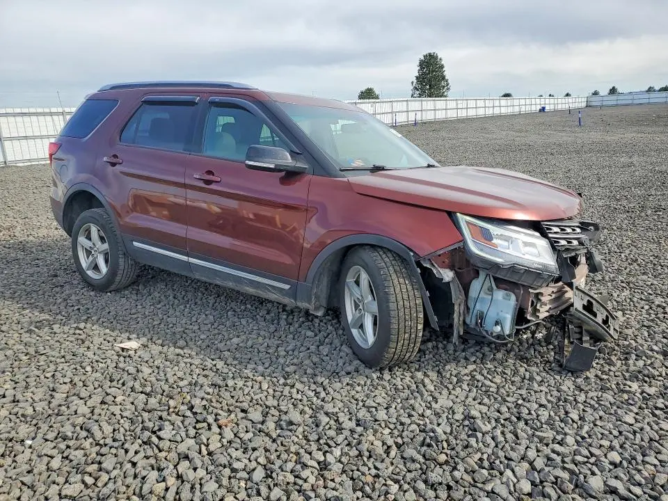 2016 FORD EXPLORER XLT  