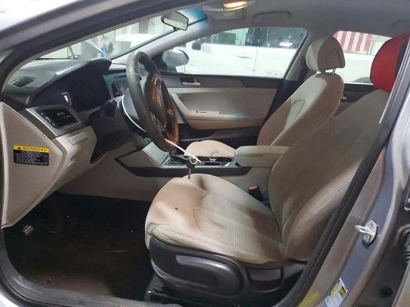 2016 HYUNDAI SONATA SE  