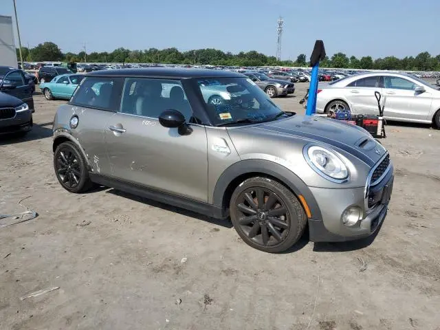 2017 MINI COOPER S  