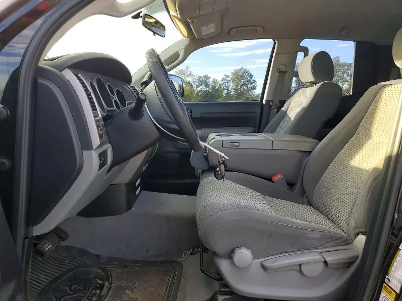 2011 TOYOTA TUNDRA DOUBLE CAB SR5  