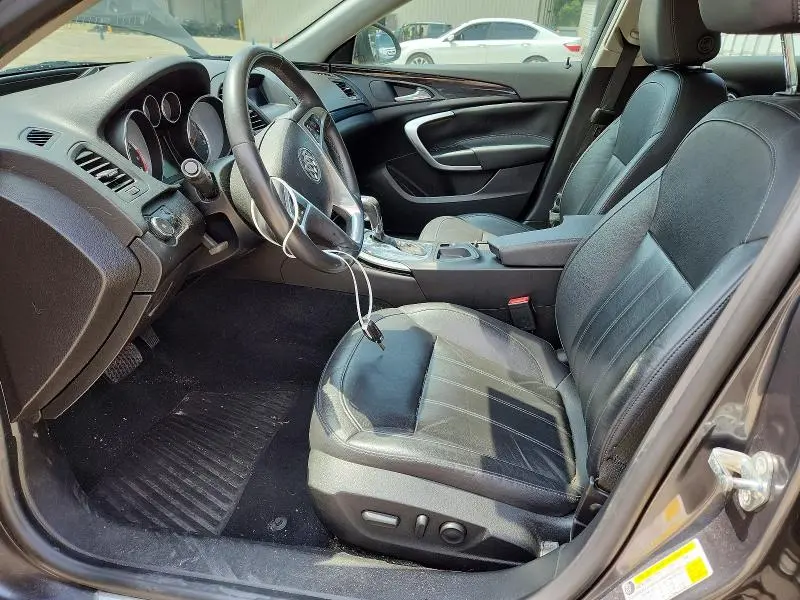 2011 BUICK REGAL CXL  