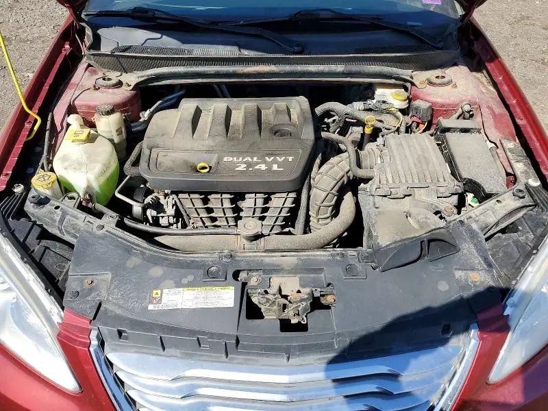 2013 CHRYSLER 200 LX  