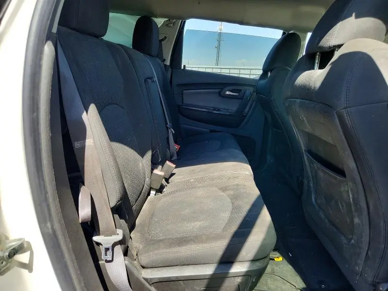 2012 CHEVROLET TRAVERSE LT  