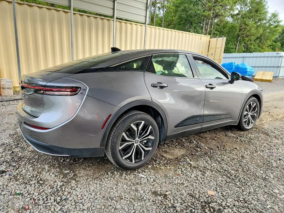 2026 TOYOTA CROWN XLE  
