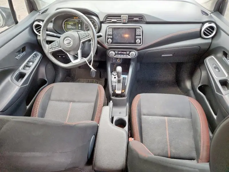 2020 NISSAN VERSA SR  