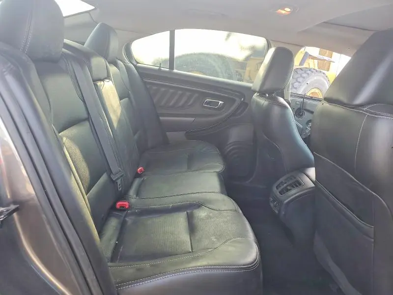 2011 FORD TAURUS LIMITED  