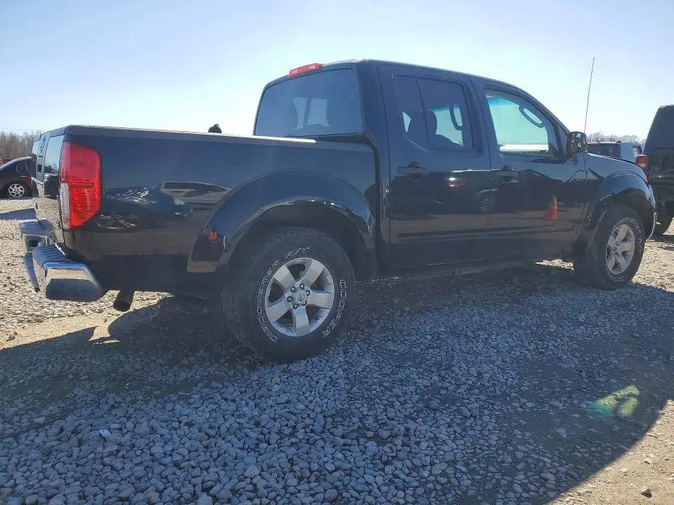 2010 NISSAN FRONTIER SE V6  