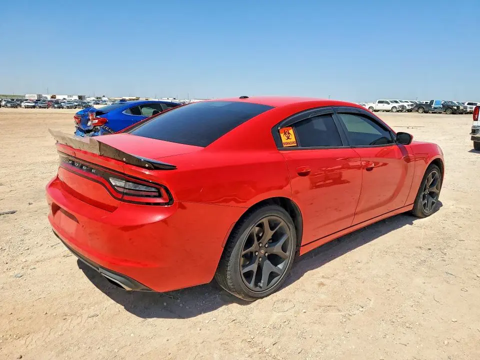 2022 DODGE CHARGER SXT  