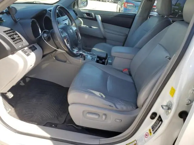 2011 TOYOTA HIGHLANDER BASE  
