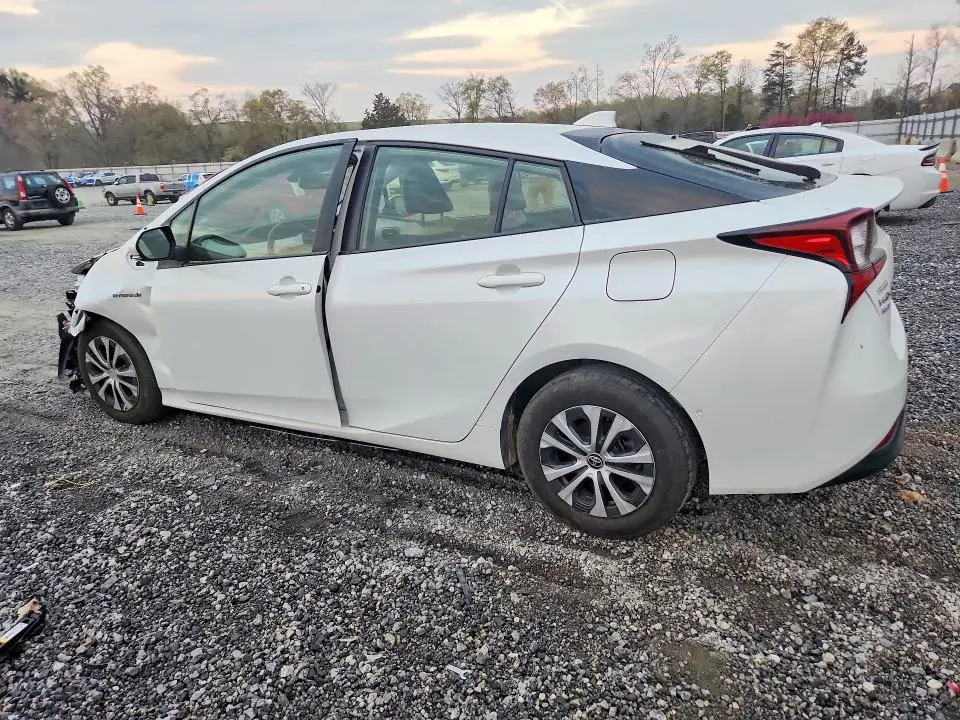 2021 TOYOTA PRIUS XLE AWD-E  