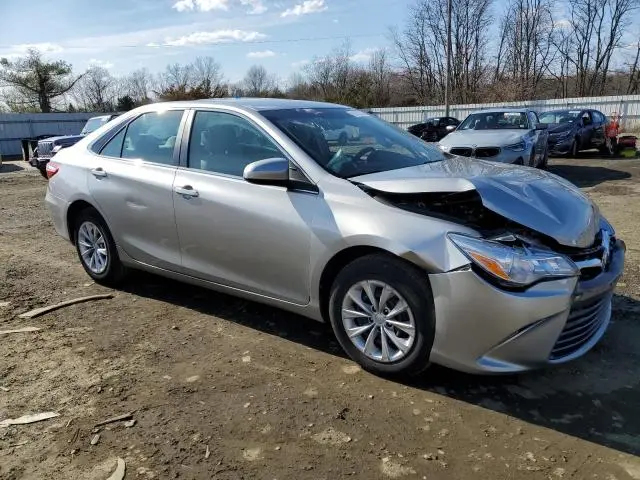 2015 TOYOTA CAMRY LE