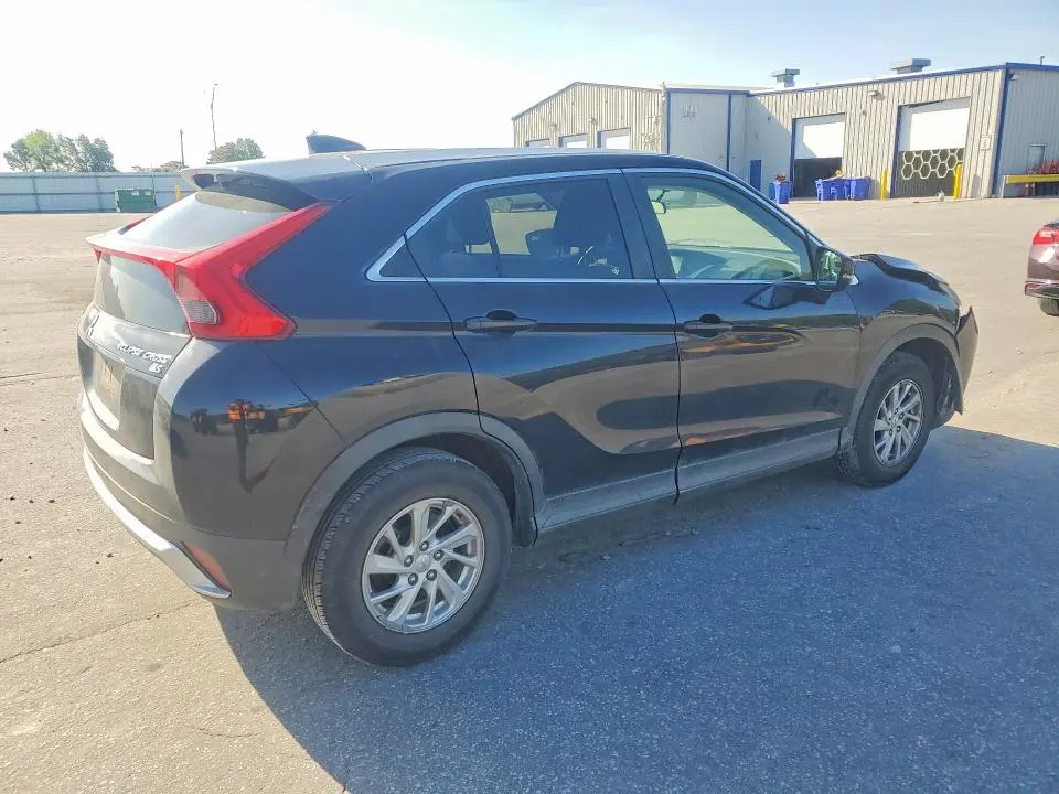 2019 MITSUBISHI OUTLANDER SE  