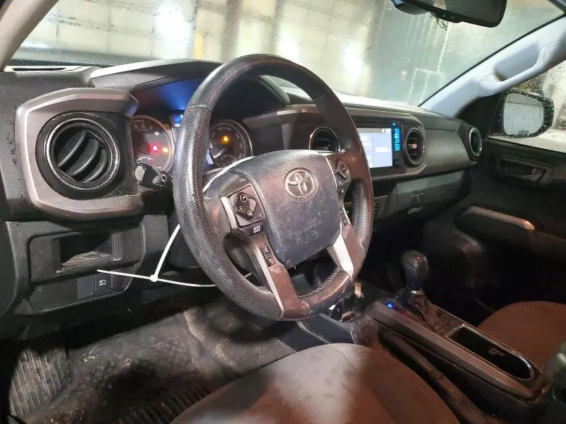 2019 TOYOTA TACOMA SR5 V6  