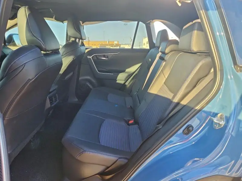2025 TOYOTA RAV4 XSE  