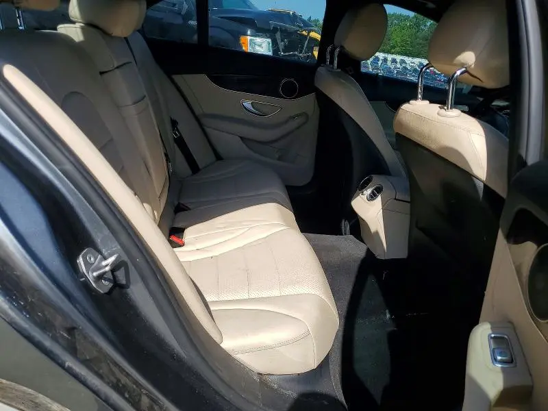 2018 MERCEDES-BENZ C 300  