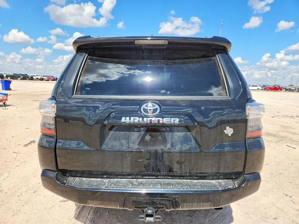 2022 TOYOTA 4RUNNER SR5 PREMIUM  