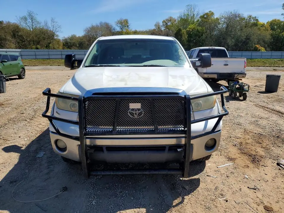 2011 TOYOTA TUNDRA GRADE  