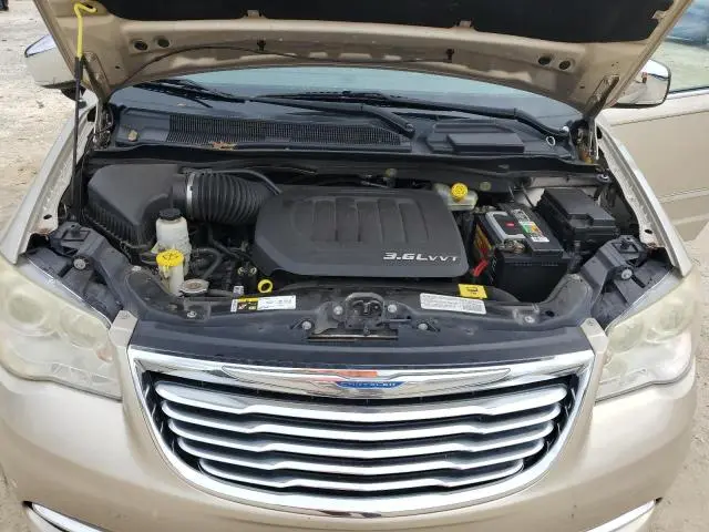 2014 CHRYSLER TOWN & COUNTRY LIMITED