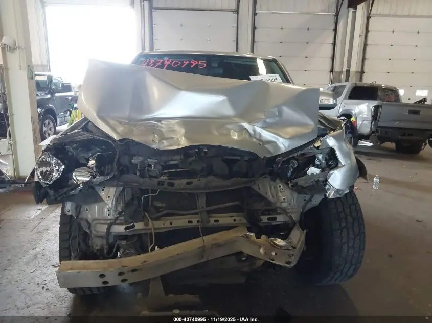 2013 TOYOTA 4RUNNER SR5