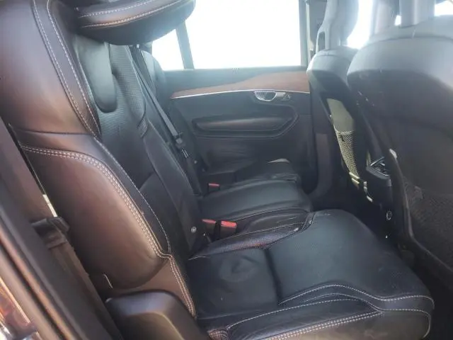 2018 VOLVO XC90 T6  